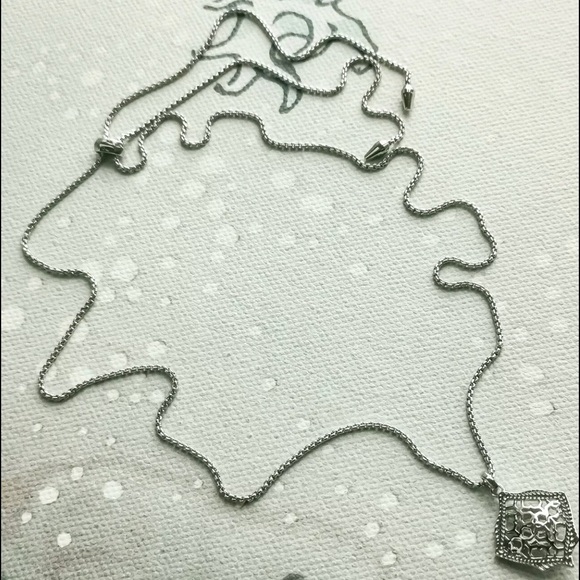 KENDRA SCOTT🆑Special Deals Designer Merchandise-Lowest Price-No Offers-PriceFirm - Picture 5 of 8